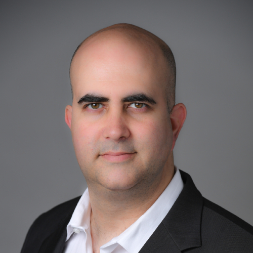 Professional man in suit, symbolizing a SysAid Service Desk agent ready to assist with ITSM solutions. - SysAid